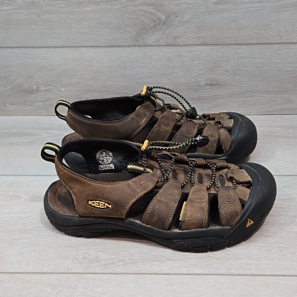 Keen Mens Newport Outdoor Hiking Comfort Sandals shoes sz 10 main image 11